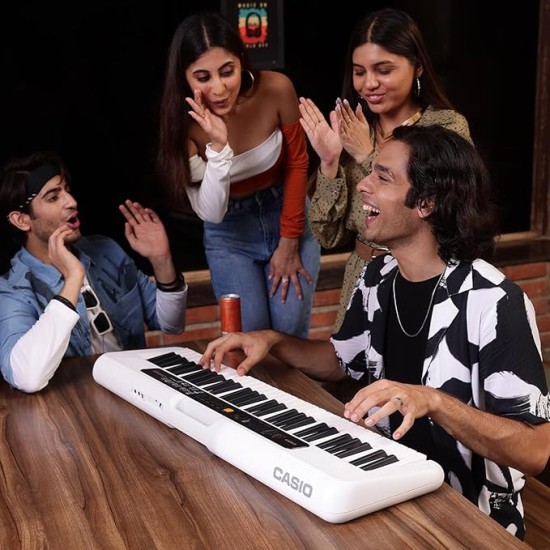 Casio CT-S200 61-Key Portable Keyboard, White